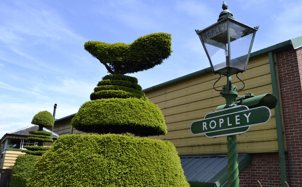 1ropley station at the watercress line resized 1000 x 620