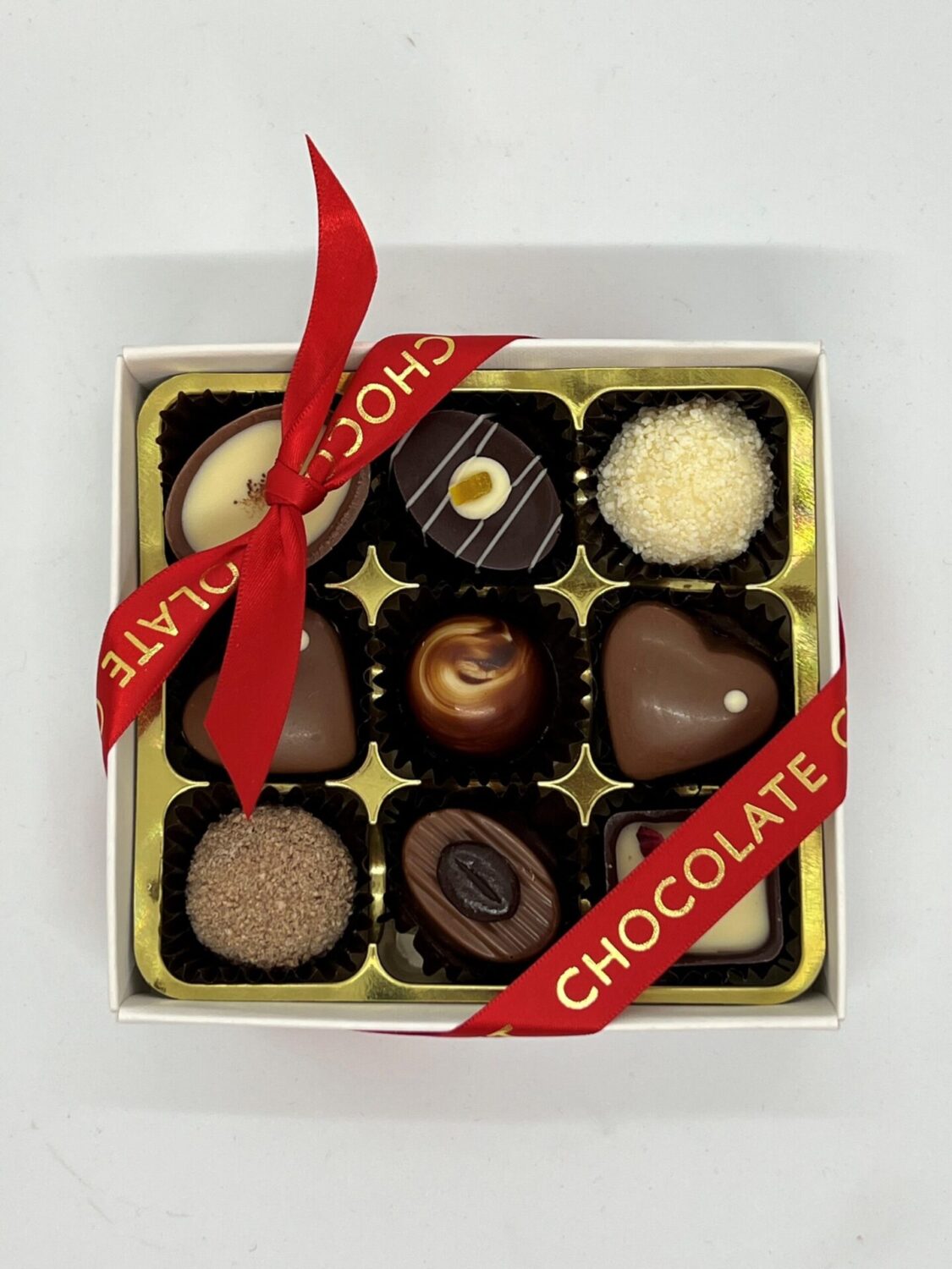 The Watercress Belle Fine Dining Train - Valentine's Day Special 2 Watercress line box of 9 red scaled