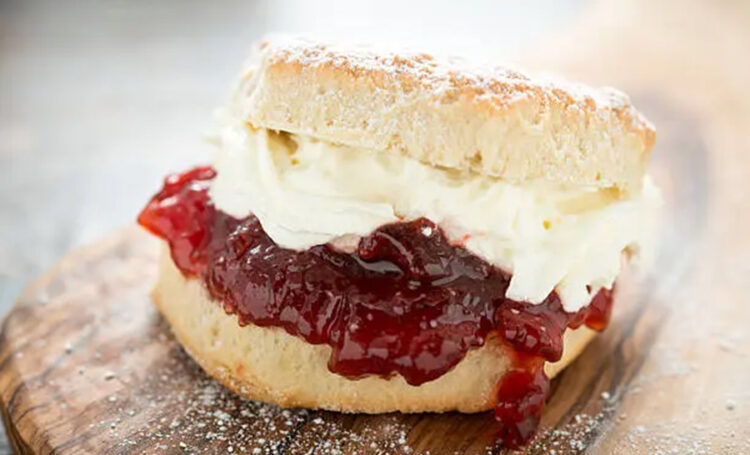 Dining Experiences - Cream Tea on the Train