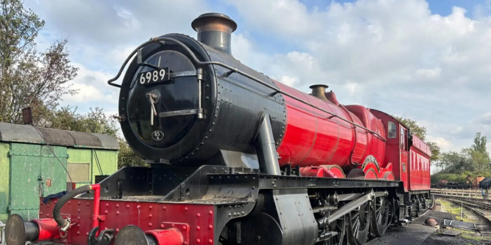 A Magic Journey with Wightwick Hall 6989