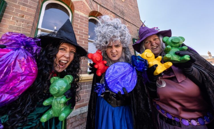 Halloween Witches of Watercress Woods